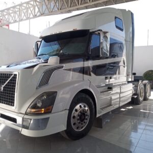 VOLVO VNL 670 2013