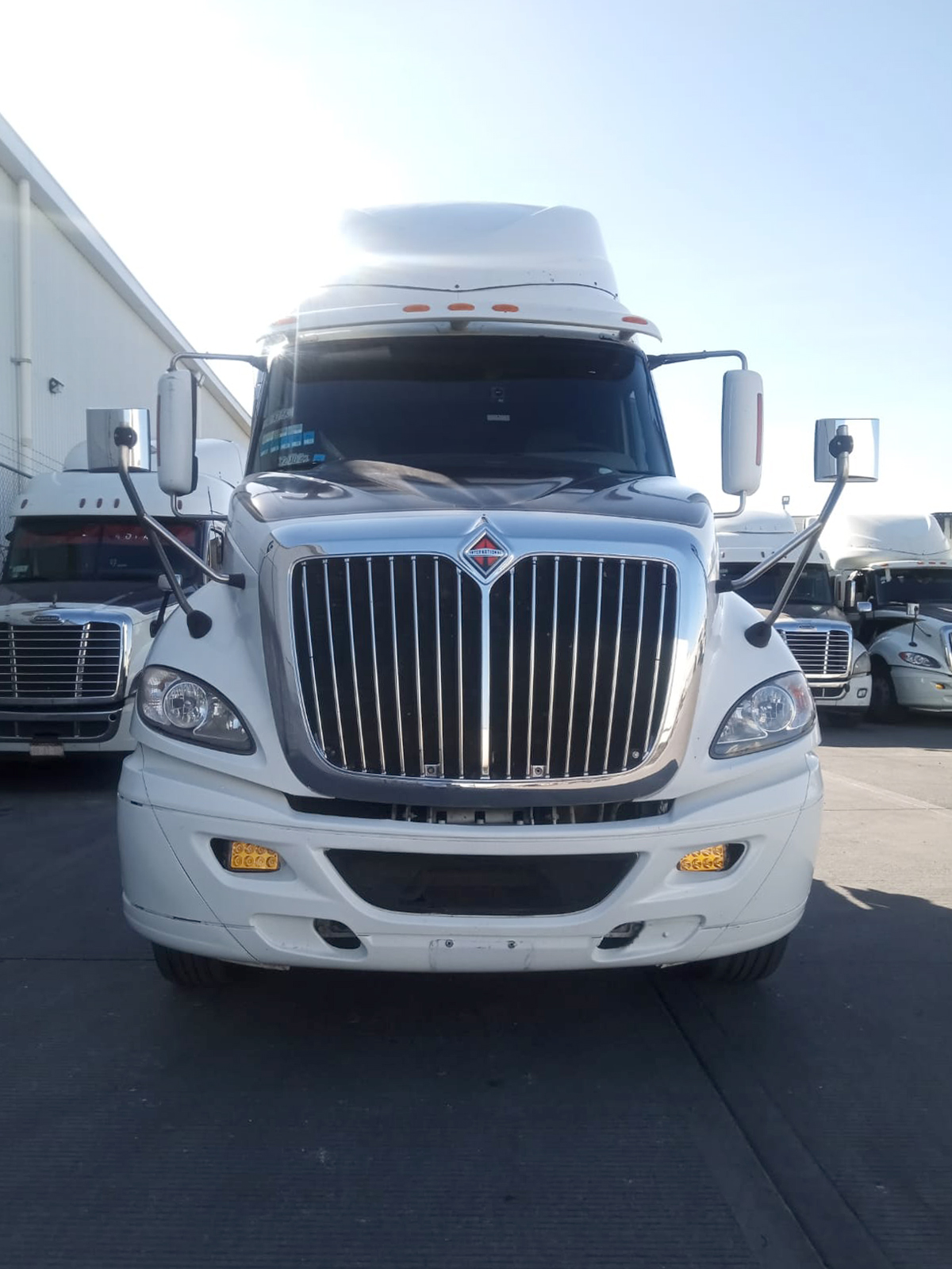 Exterior del nternational Pro Star 2017 a la venta usado seminuevo