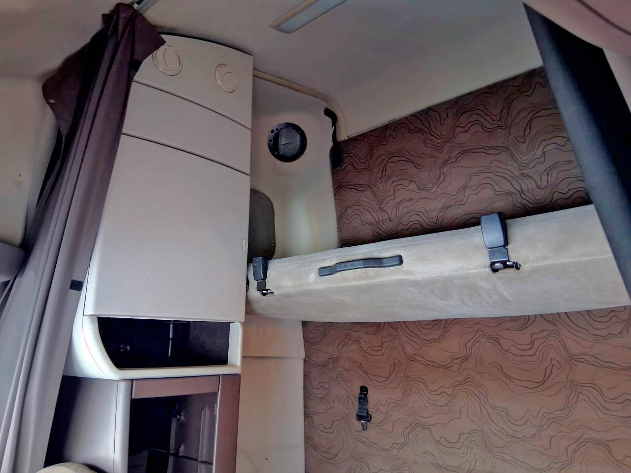 VOLVO 2013 VENTA LITERA