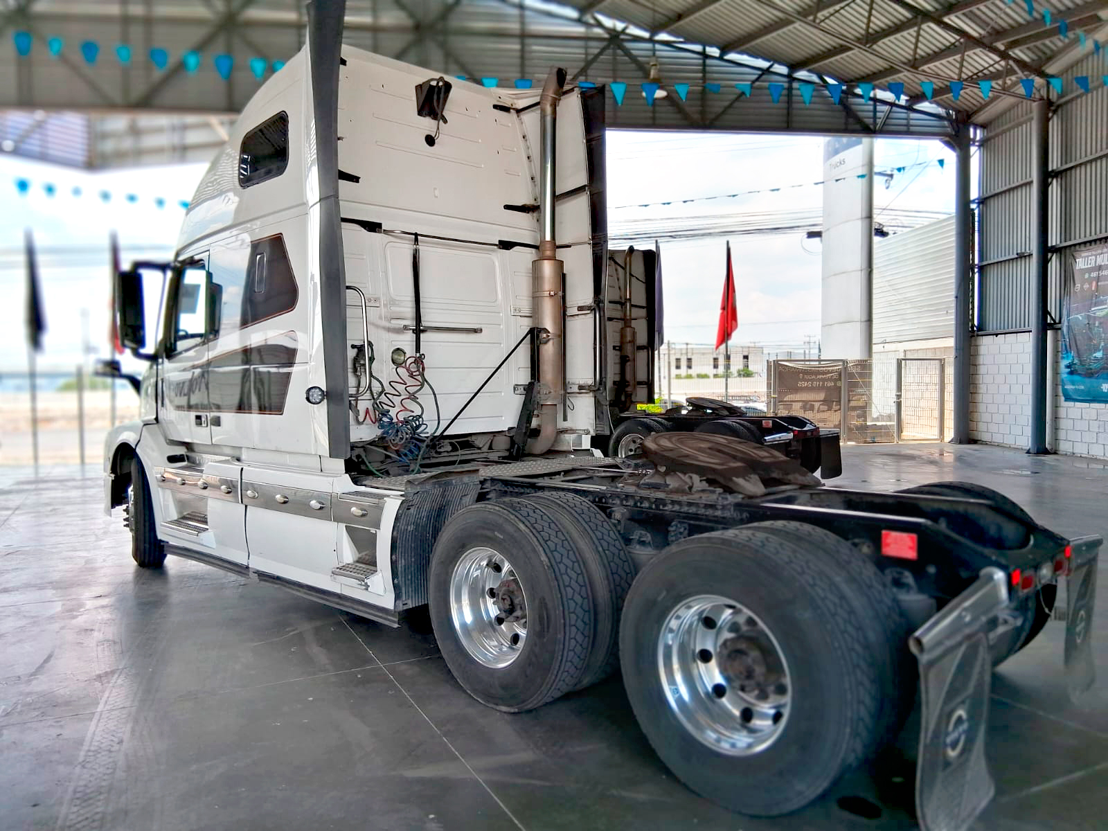Volvo 670 2015 7